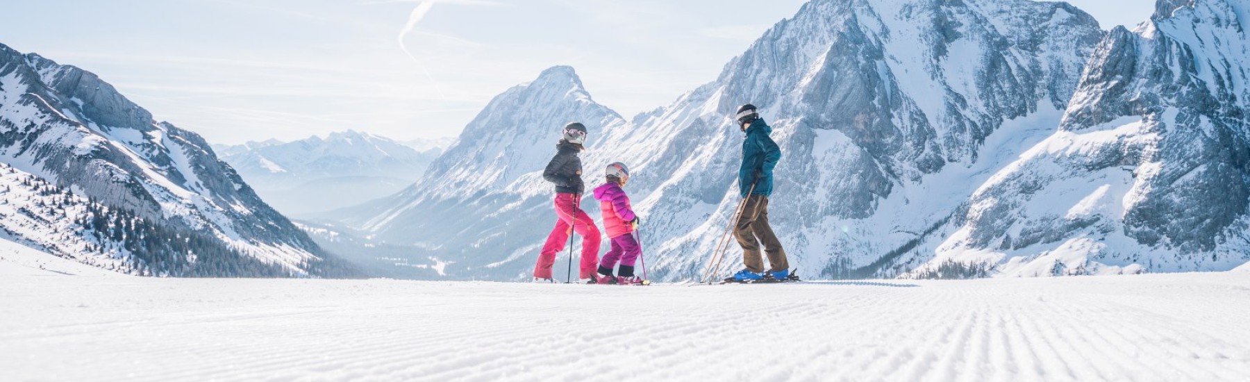 Skiers op de piste Zugspitz Arena